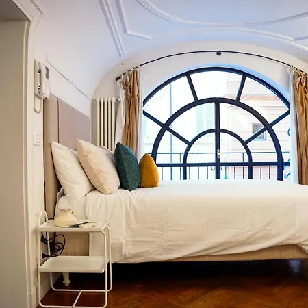 Cardinalmorone Apartment